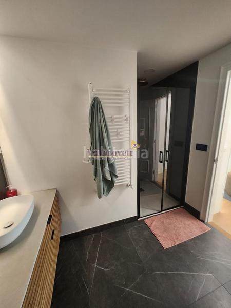 Foto 8ebe3089-d9a2-4d29-b07e-3d2656fcf173. Casa a schiera con riscaldamento parcheggio in Baiona