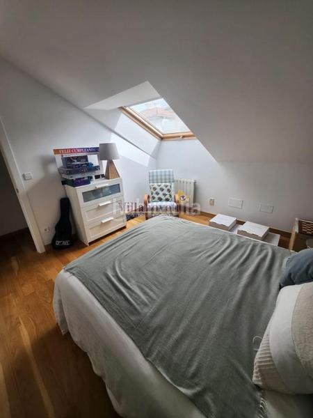 Foto 7e316ad5-6653-41a5-86f2-2b95a3cb1860. Casa adossada amb calefacció aparcament a Baiona