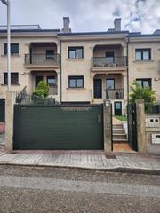 Reihenhaus in Baiona