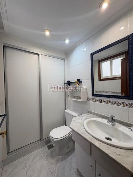 Foto 09b8cfcc-0b21-4223-99ce-4e79dd6cdee1. Rent apartment with heating parking in A Salgueira - O Castaño Vigo