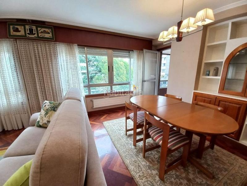 Foto 20ff77d2-5c73-43fd-b5bb-b0509fbdcbb8. Rent flat with heating parking in Centro - Areal Vigo