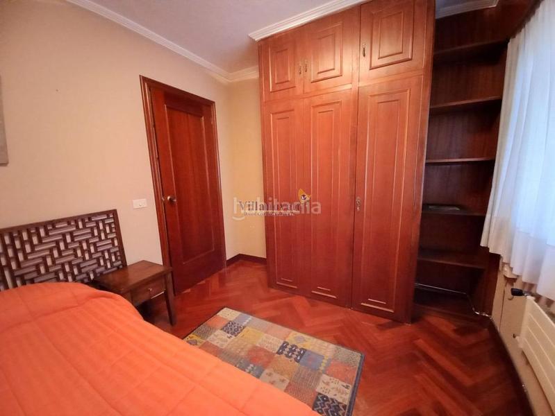 Foto fa0e8de8-c1f9-40af-aa5f-8bc05273beca. Alquiler piso en Centro - Areal Vigo