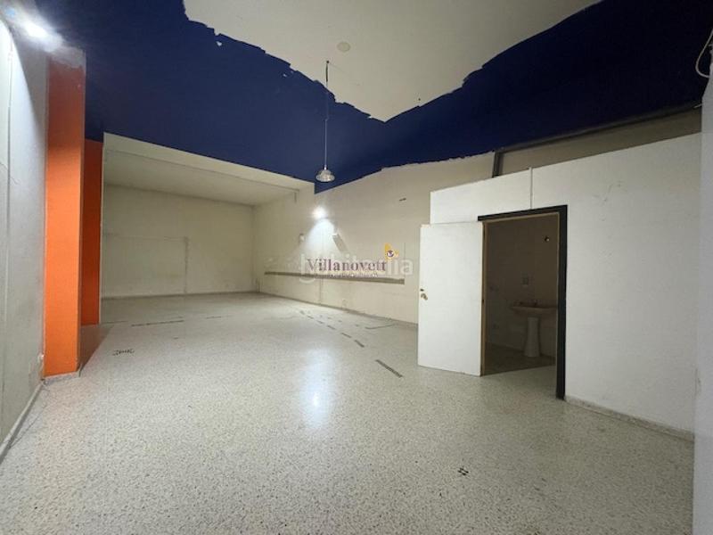 Foto 6a01d79b-16ea-4f76-81a8-737c8f5053bc. Alquiler local comercial en A Salgueira - O Castaño Vigo