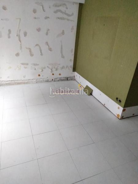 Foto de74fb6f-3924-4a01-813f-3e900d4584cb. Rent business premise with heating in Plaza España - Corte Inglés Vigo