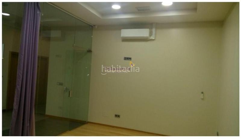 Foto 977062dd-72aa-42ee-945a-909bb172963a. Business premise with heating in Casablanca - Calvario Vigo