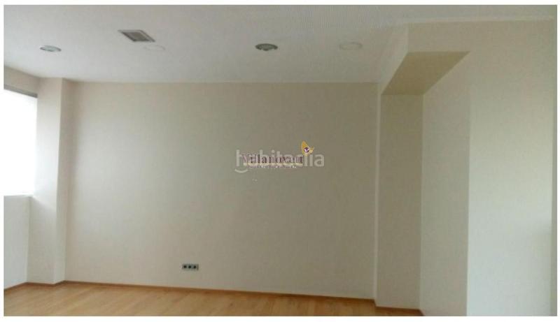 Foto d3a7e104-a1ba-4a3b-86d6-1059cdccd747. Locale commerciale con riscaldamento in Casablanca - Calvario Vigo
