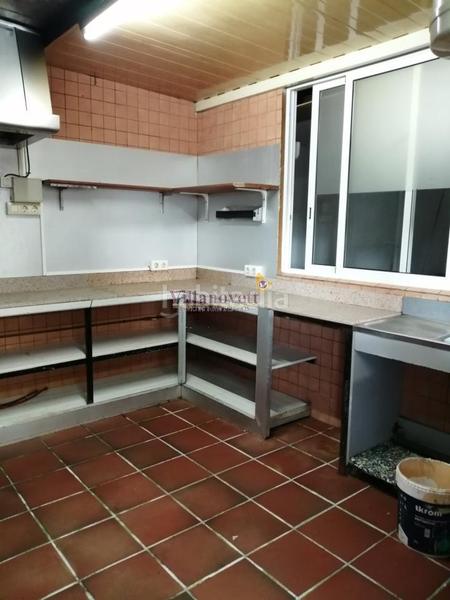 Foto bc74fa82-2d41-4abc-82de-8f1ea70cd4dc. Locale commerciale in Comesaña - Matamá Vigo