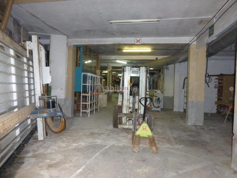 Foto 1e71b961-4bc4-4604-a3ff-7f59b81f3315. Bâtiment à usage industriel dans Chandebrito Nigrán