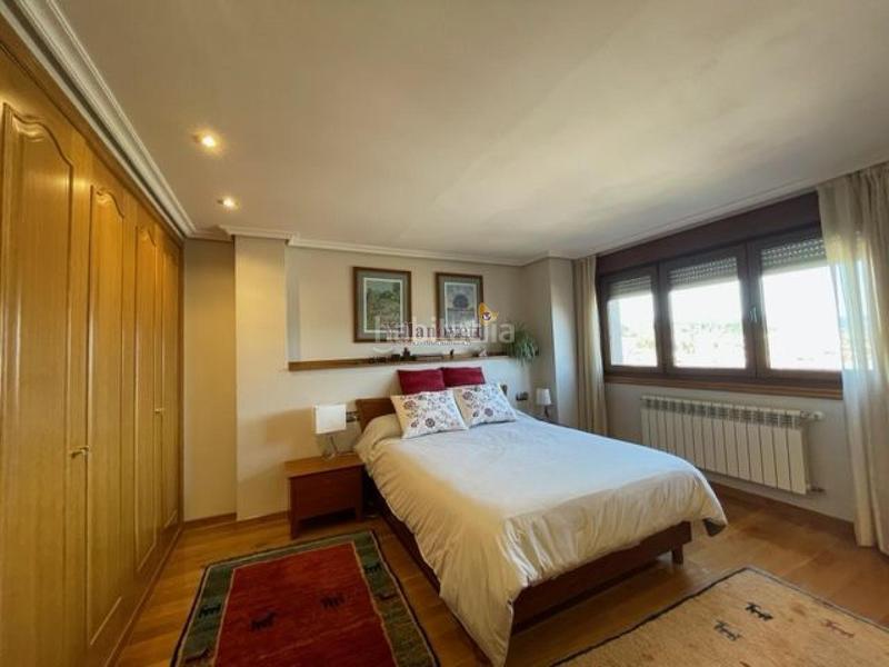 Foto 68dd2635-b981-4b84-933e-6a659eee6b0e. Chalet with heating parking in Teis Vigo