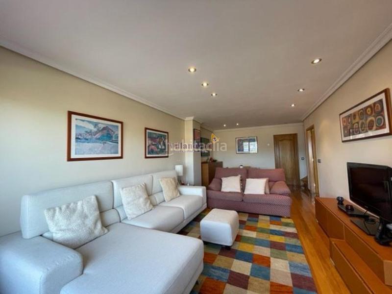 Foto 848dd91a-fda3-4718-b074-0c21c349a524. Chalet with heating parking in Teis Vigo