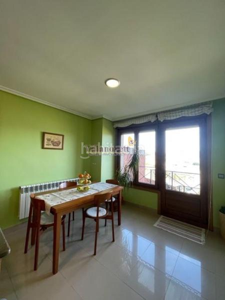 Foto 32f4c5fa-eea9-495f-9b39-f92dc88208c0. Chalet con riscaldamento parcheggio in Teis Vigo