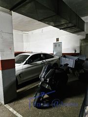 Autoparkplatz  Miguel fleta. Garaje con trastero