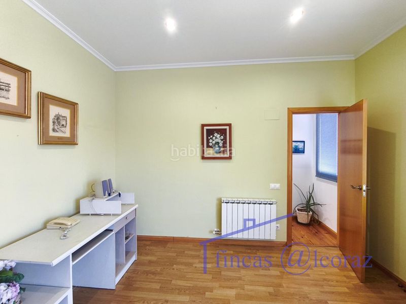 Foto e6f2ad04-bc42-4713-a95a-0248ddb5b263. Casa amb calefacció aparcament a Chimillas