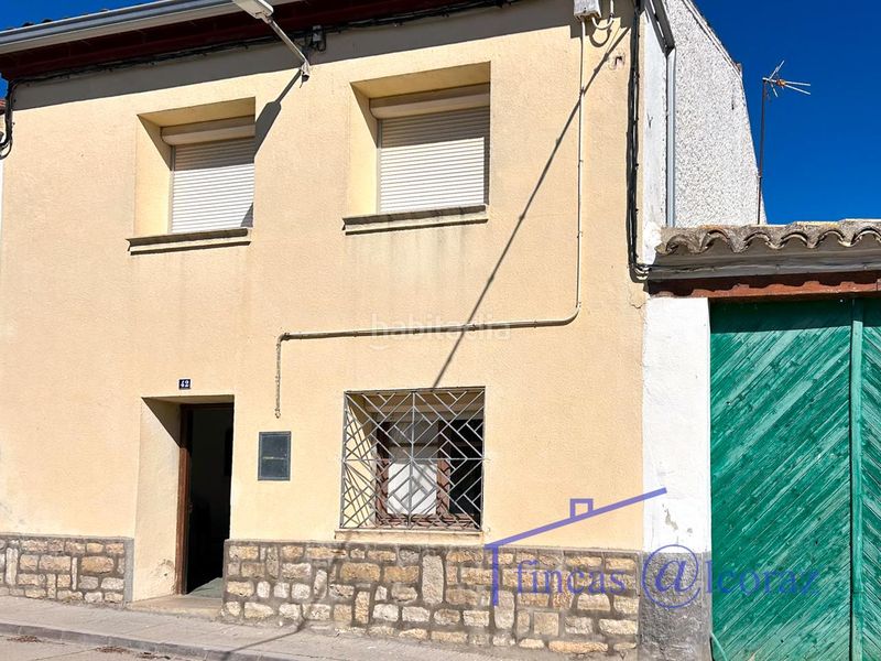 Foto 51b7b379-9b21-406e-8fa8-d0a2e3dce2c2. Casa amb calefacció aparcament a Alcubierre