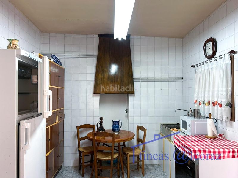 Foto c33c6f34-802e-40b9-b89e-e0c29fdc3fa6. Casa amb calefacció aparcament a Alcubierre