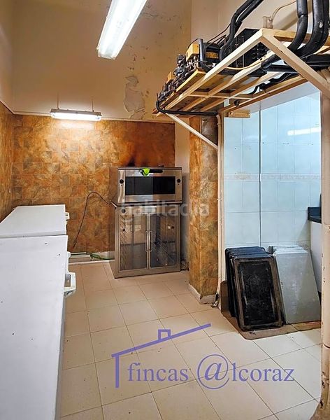 Foto 9f949b31-9eea-4e2e-a57f-08a4daa86d86. Local comercial a Santiago Huesca