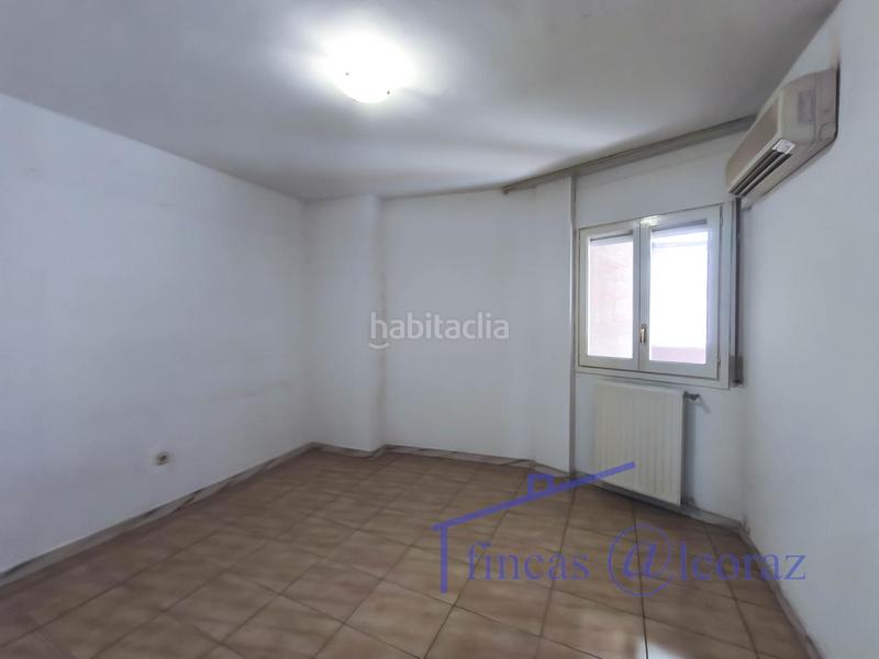 Foto 7d90ae3f-cea4-4aff-a8ca-c938160f0131. Piso  c alcoraz zona centro en San Lorenzo Huesca