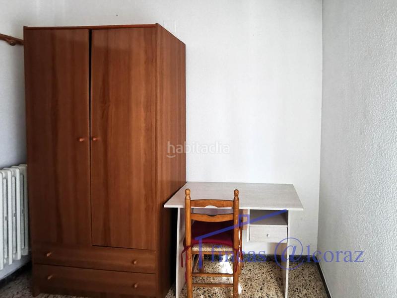Foto ce694c98-4055-4542-99c9-28221c34a5b8. Alquiler piso c pico de guara zona avda pirineos en Huesca