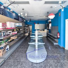 Local Comercial  Travesia villanueva. Local comercial en venta en sari�ena.