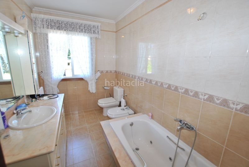 Foto ef0cff5d-ef40-4774-a255-33f48381dc2c. Casa  con finca en Darbo en Darbo Cangas