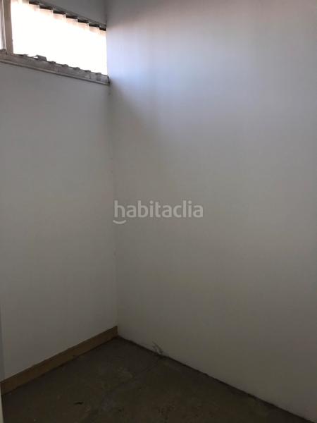 Foto 465a9814-6286-4f3e-a962-a244be776b77. Alquiler local comercial en n/a en Teis Vigo