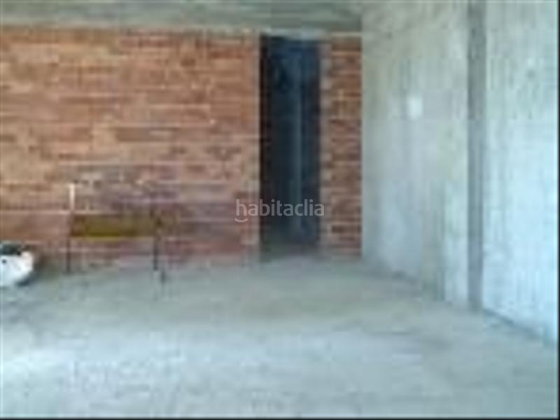 Foto 31b5299a-c4d5-4fb4-a061-1f4750a8e39b. Alquiler local comercial en n/a en Lavadores Vigo