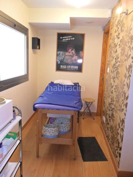 Foto a8b5c7e9-3175-455d-a1eb-d64852a8b244. Local comercial amb calefacció a Casablanca - Calvario Vigo