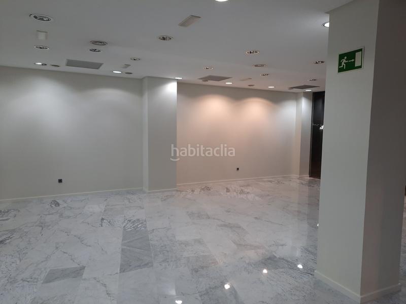 Foto 631e2f59-25fb-42a0-bc3a-bc89edb3aabd. Lloguer local comercial a Plaza Independencia Vigo