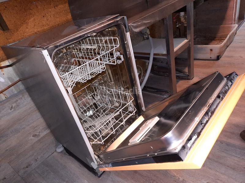 Foto 63af9ec8-6a07-4ff4-80d2-71ae88f53f49. Affitto locale commerciale in rúa menéndez pelayo 28 in Vigo