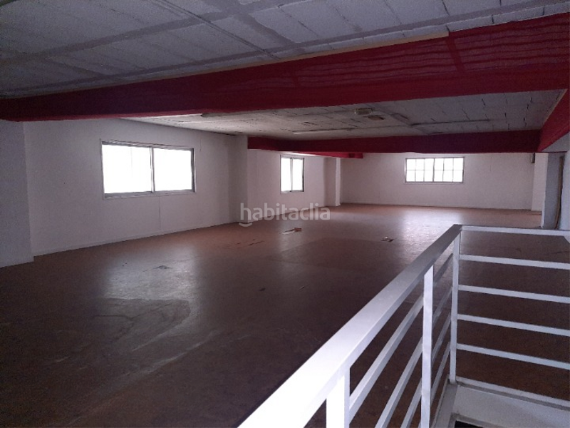 Foto b08cce42-5562-4441-99d8-bd757fc11422. Local comercial a rúa portela 18 a Casablanca - Calvario Vigo