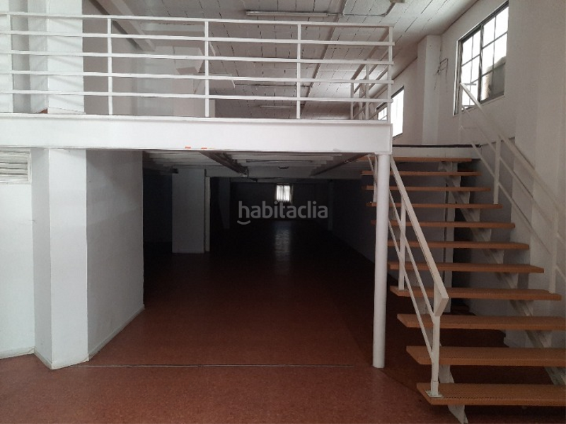 Foto faef6e90-1162-47e2-b451-374fd3bac96a. Local comercial a rúa portela 18 a Casablanca - Calvario Vigo
