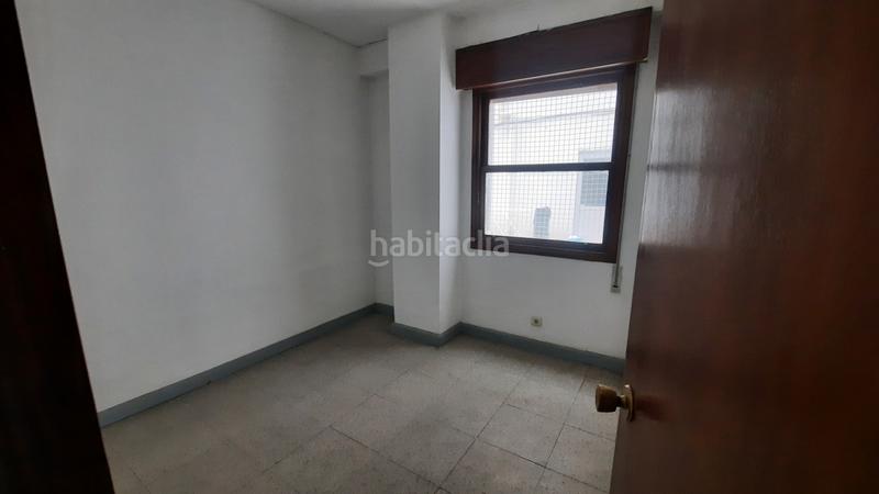 Foto 0644e9f2-9364-4195-a2c3-51db93e259ce. Local comercial a Plaza Independencia Vigo