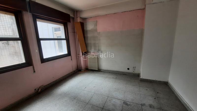 Foto 5b1c117d-4c7a-41e7-b88d-49154dd75491. Local comercial a Plaza Independencia Vigo