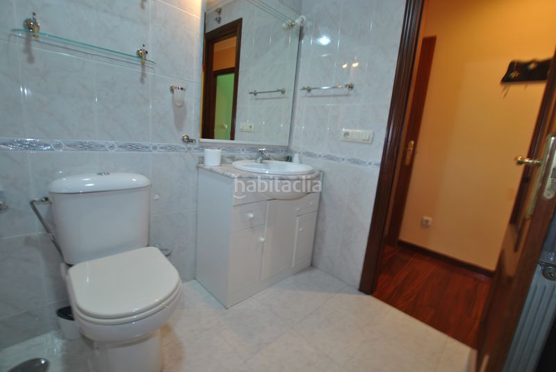 Foto c7e0c73b-841f-4ac8-8b79-1eb6d9893ba3. Pis amb calefacció aparcament a Casablanca - Calvario Vigo