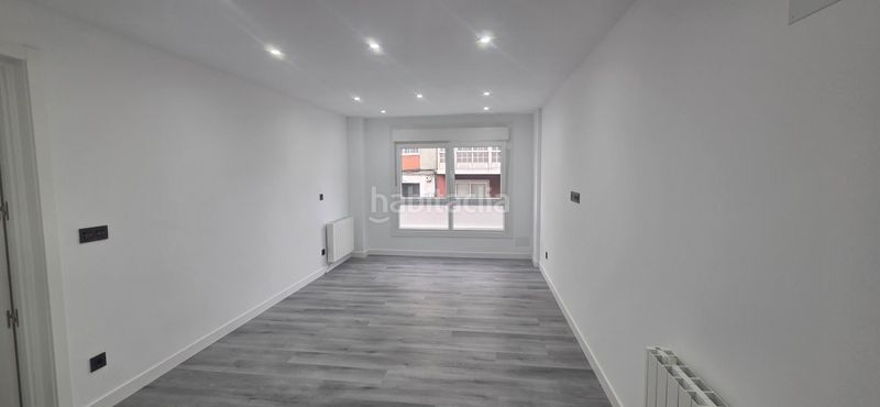 Foto f702c814-0a04-4f47-b2aa-3744f2d23e4a. Flat with heating in Teis Vigo