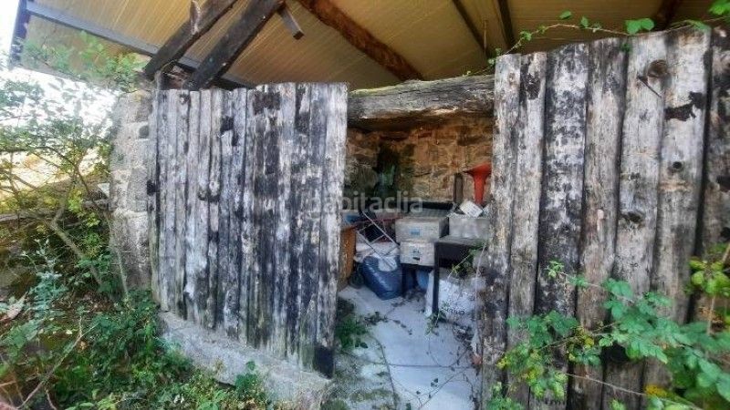 Foto 8cb86794-7778-4724-914b-d0b1162c5e1d. Casa aparellada a Covelo (O)