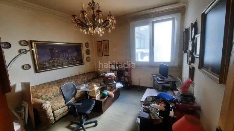 Foto d55e7e49-b6cd-44a5-ab57-a186d3e02ad5. Pis a Plaza España - Corte Inglés Vigo