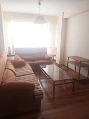 Lloguer Apartament  Rúa do doutor cadaval. Ideal para una pareja