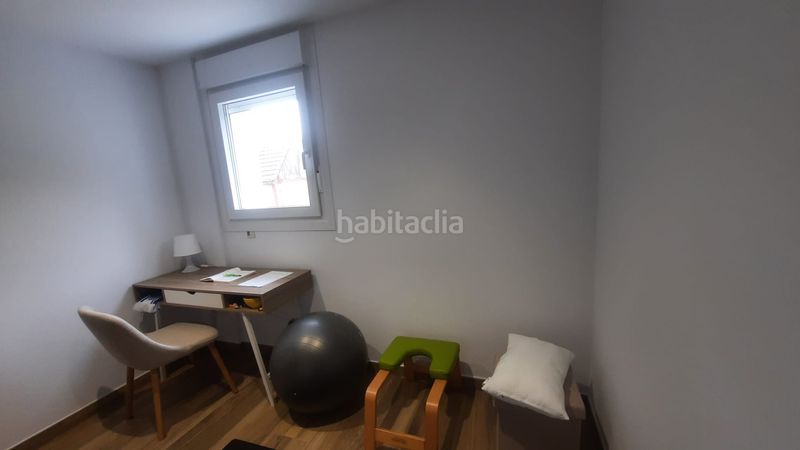 Foto 562f5640-891b-40fe-9209-16fe2d0547bf. Rent flat with heating in Lavadores Vigo