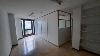 Miete Büro in Avenida do fragoso 6