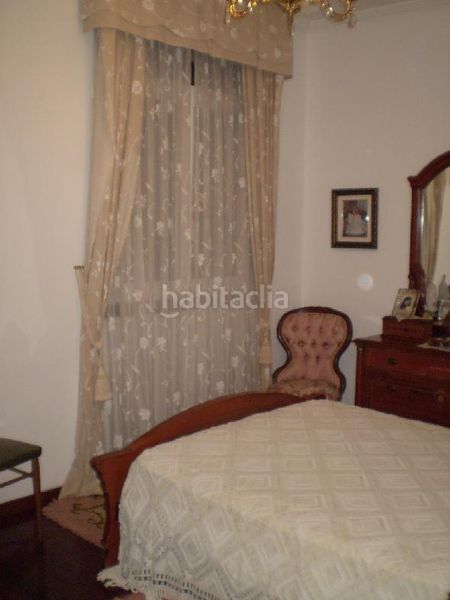 Foto a28b4638-77a9-4d85-8af2-5eb005ee52e4. Xalet amb calefacció aparcament a Coia Vigo