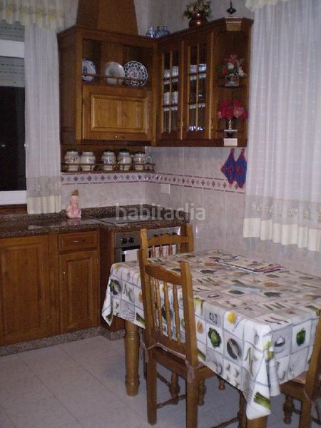 Foto db0b2a8b-38b6-42c0-be3d-4893f9ac33c7. Xalet amb calefacció aparcament a Coia Vigo
