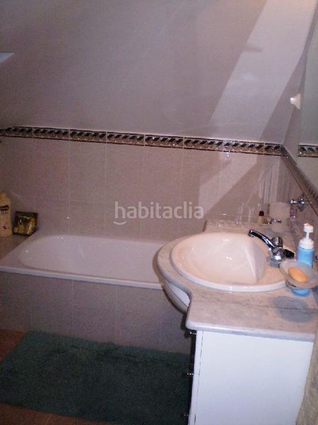 Foto e6bb7093-c8cf-48d8-88b6-af4e698044af. Xalet amb calefacció aparcament a Coia Vigo