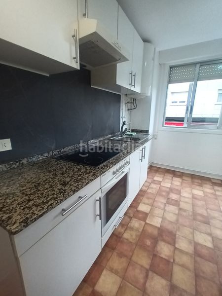 Foto 013af3ec-f7b0-4d86-a186-6aa5e703f446. Rent flat with heating parking in Teis Vigo