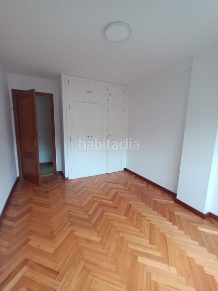 Foto 24b5c5e5-a704-427b-bb82-cf110354f6f4. Rent flat with heating parking in Teis Vigo