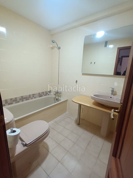 Foto 4a55bfcd-0bad-44a9-8f58-03355327ae22. Rent flat with heating parking in Teis Vigo