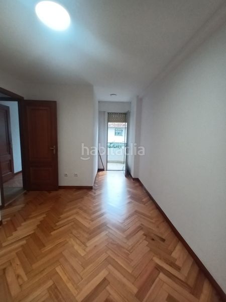 Foto ba51d298-ed42-4db3-bae6-0feac0aa73a5. Rent flat with heating parking in Teis Vigo