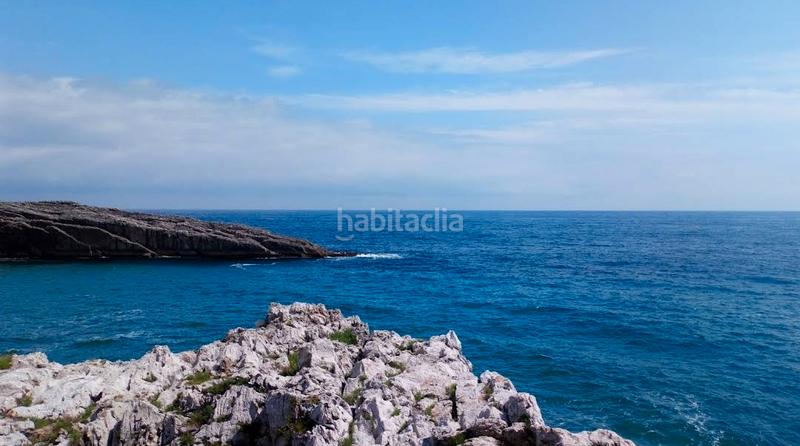 Foto 0548cfb6-bedb-4c4b-9023-dcd236785d35. Édifice dans Llanes pueblo Llanes