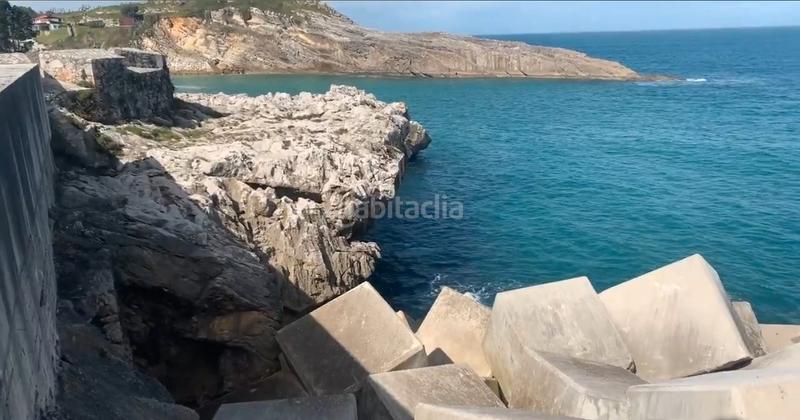 Foto 4ff17918-2408-43a4-a06b-4af373d125e2. Édifice dans Llanes pueblo Llanes