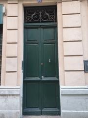 Edifici  Calle la fruta. Edificio para reformar centro avilés